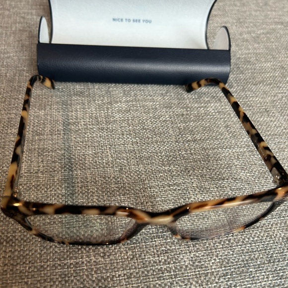 Warby Parker Eyeglasses Hughes W in Marzipan Tortoise Square Frame Only - Picture 10 of 12